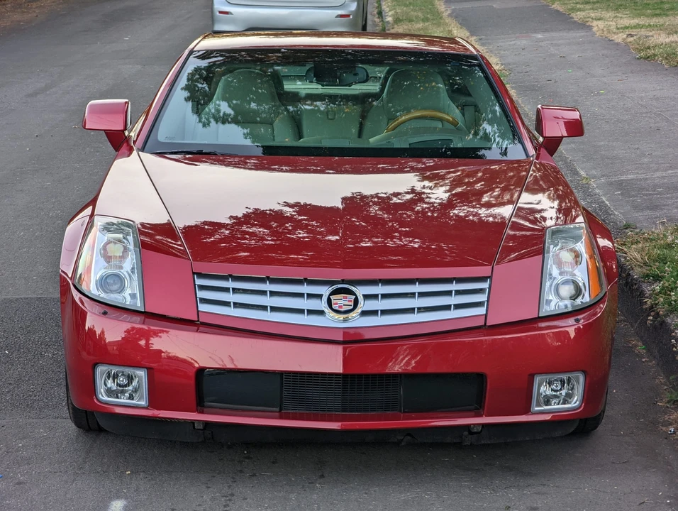 2004 Cadillac XLR - Image 15 of 31