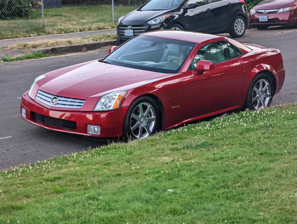 2004 Cadillac XLR - Image 2 of 31