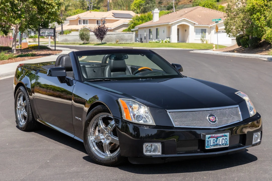 2004 Cadillac XLR - Image 4 of 31