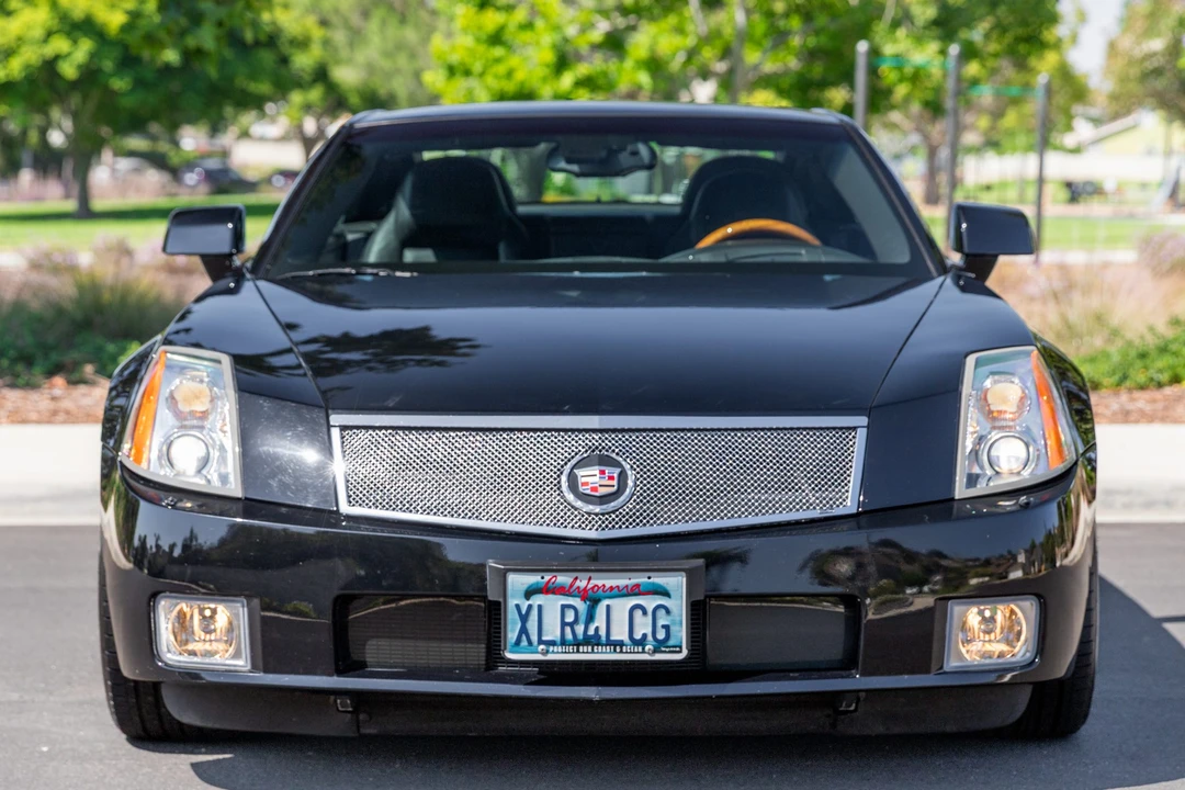 2004 Cadillac XLR - Image 11 of 31