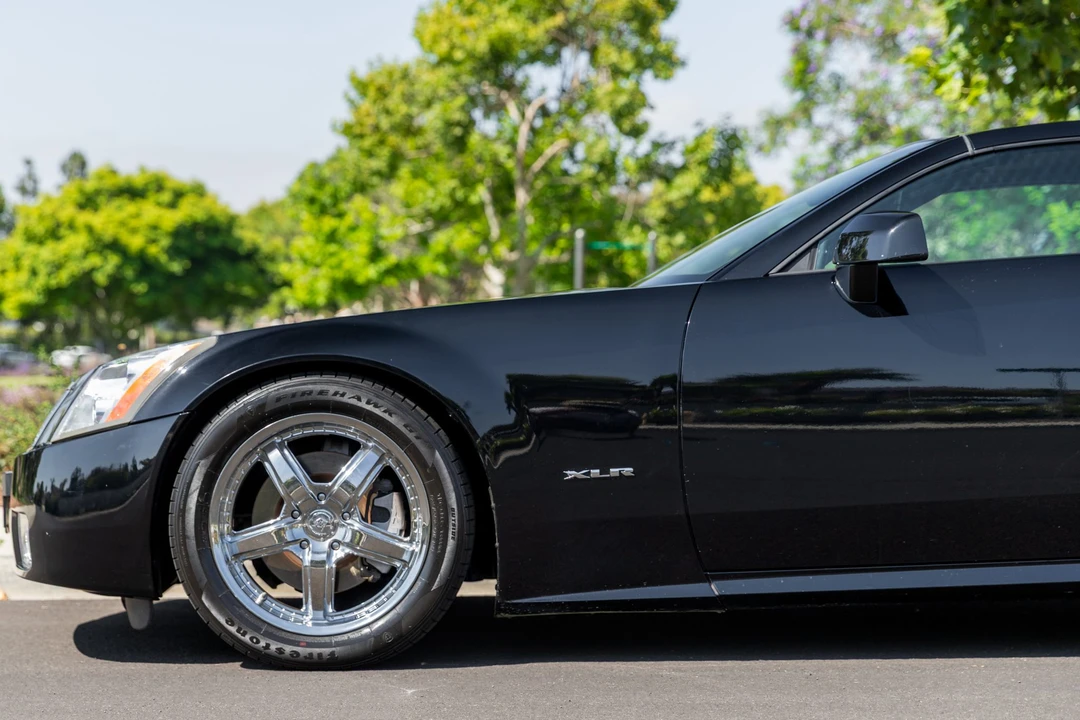 2004 Cadillac XLR - Image 27 of 31