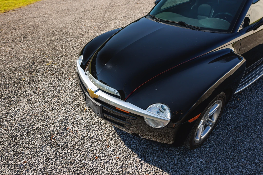 2004 Chevrolet SSR - Image 21 of 31