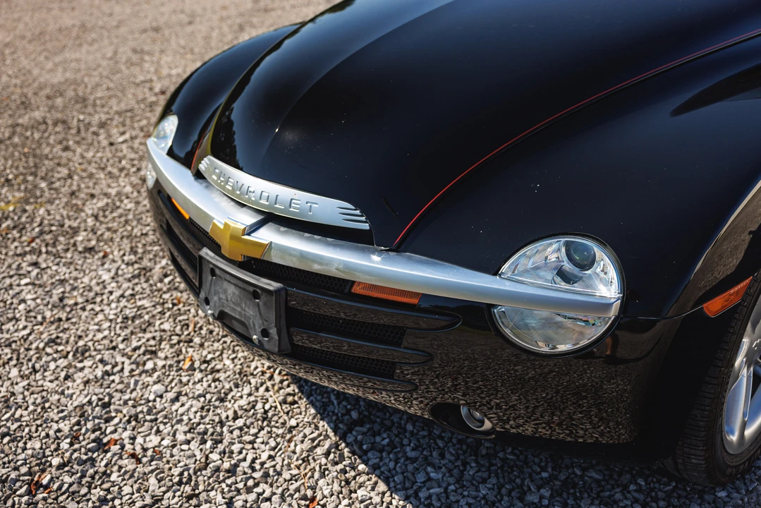 2004 Chevrolet SSR - Image 20 of 31