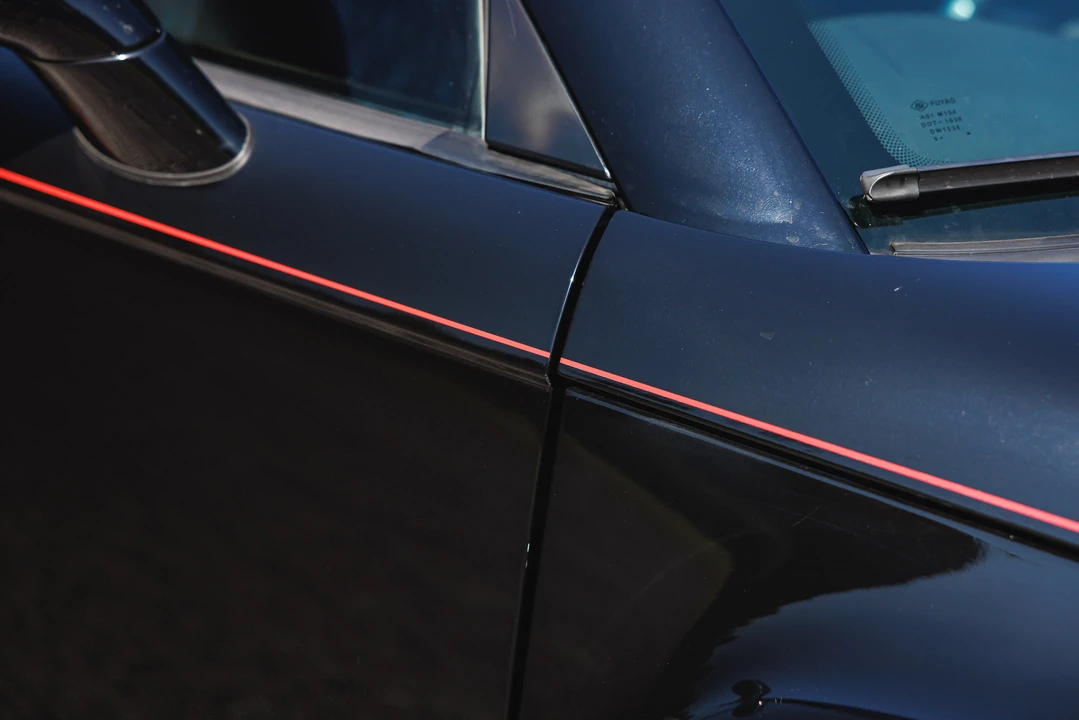 2004 Chevrolet SSR - Image 27 of 31