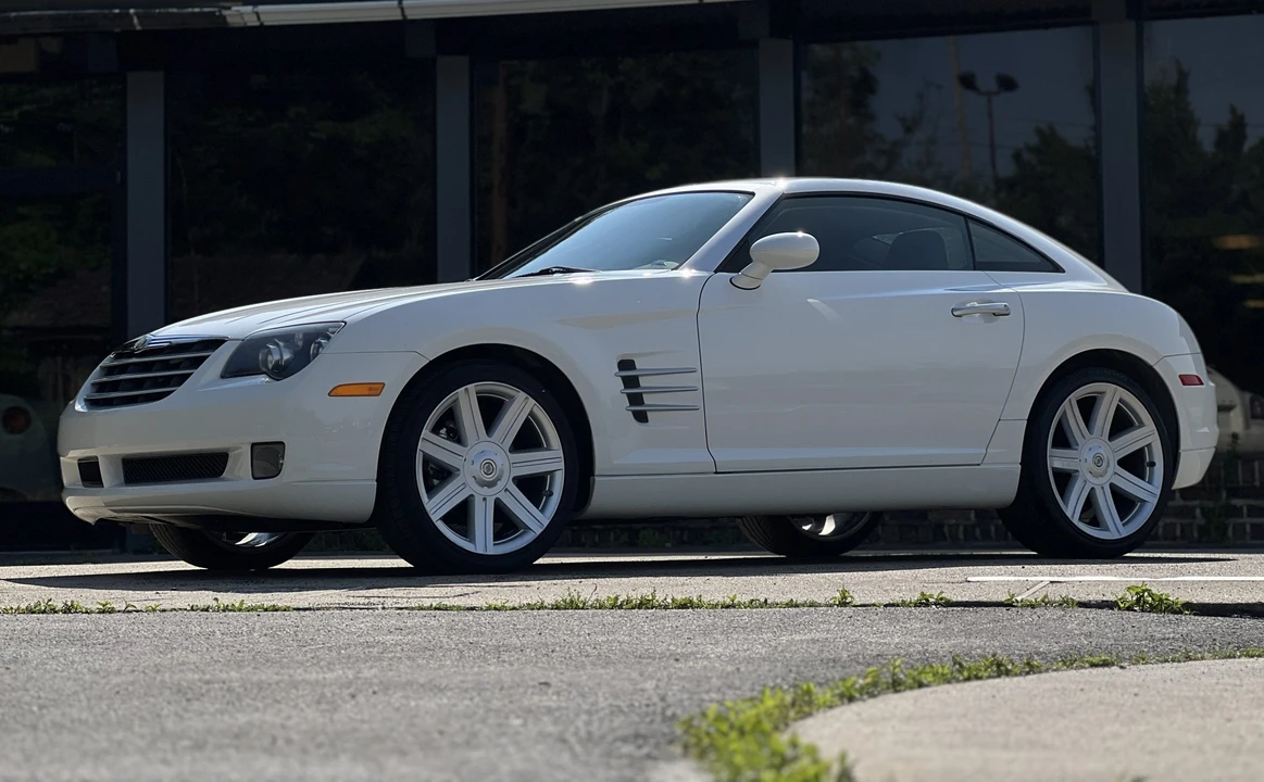 2004 Chrysler Crossfire - Image 9 of 31