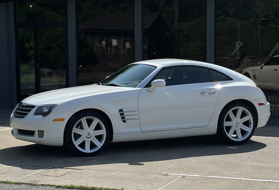 2004 Chrysler Crossfire - Image 8 of 31