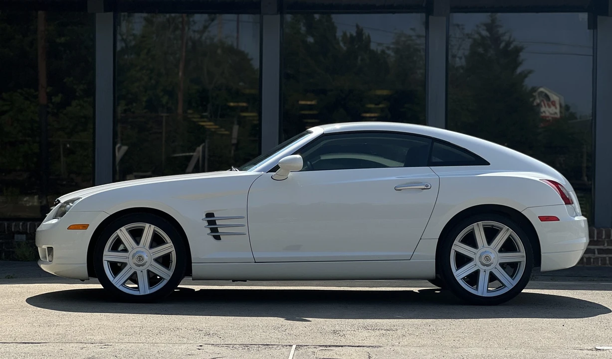 2004 Chrysler Crossfire - Image 10 of 31