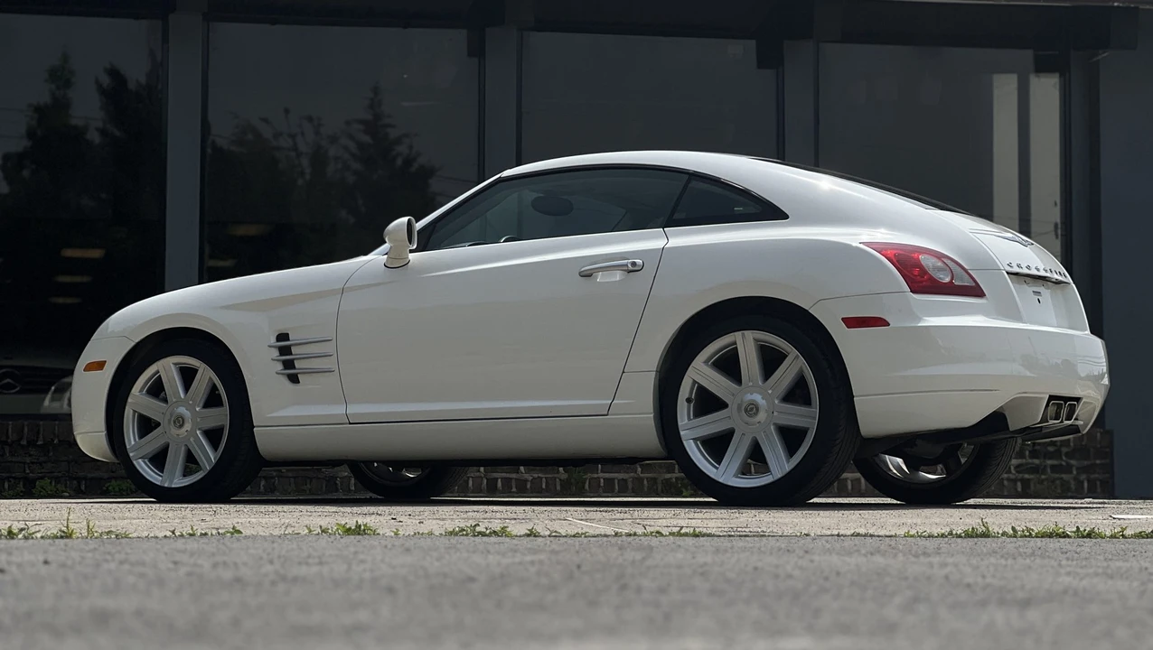 2004 Chrysler Crossfire - Image 11 of 31
