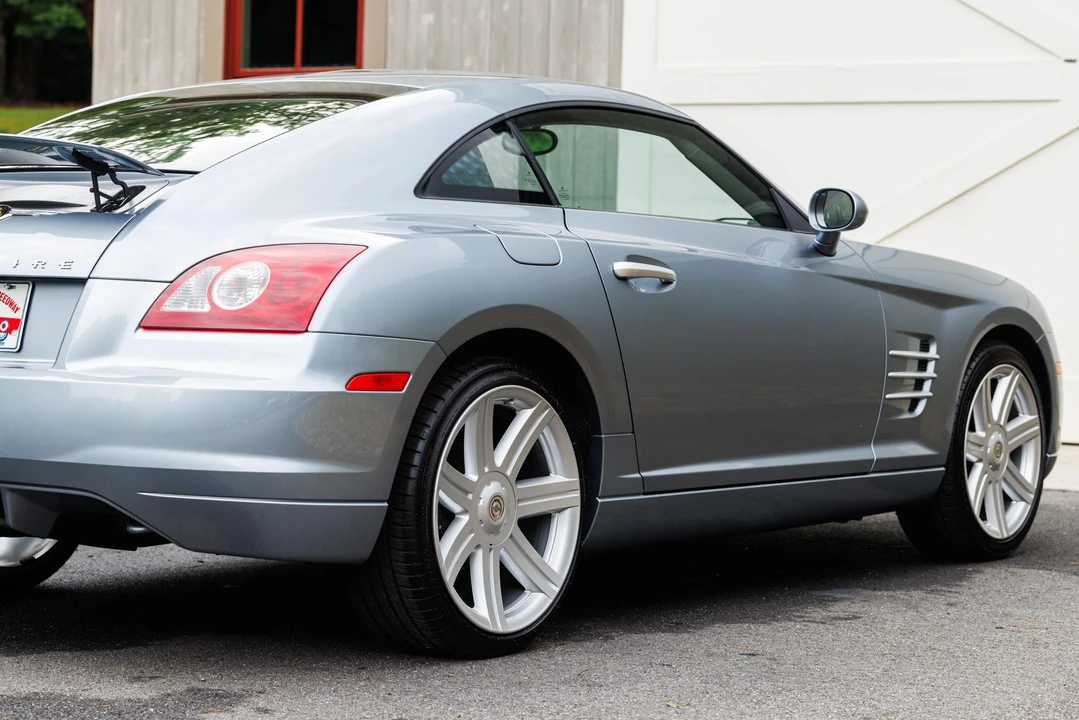 2004 Chrysler Crossfire - Image 25 of 31