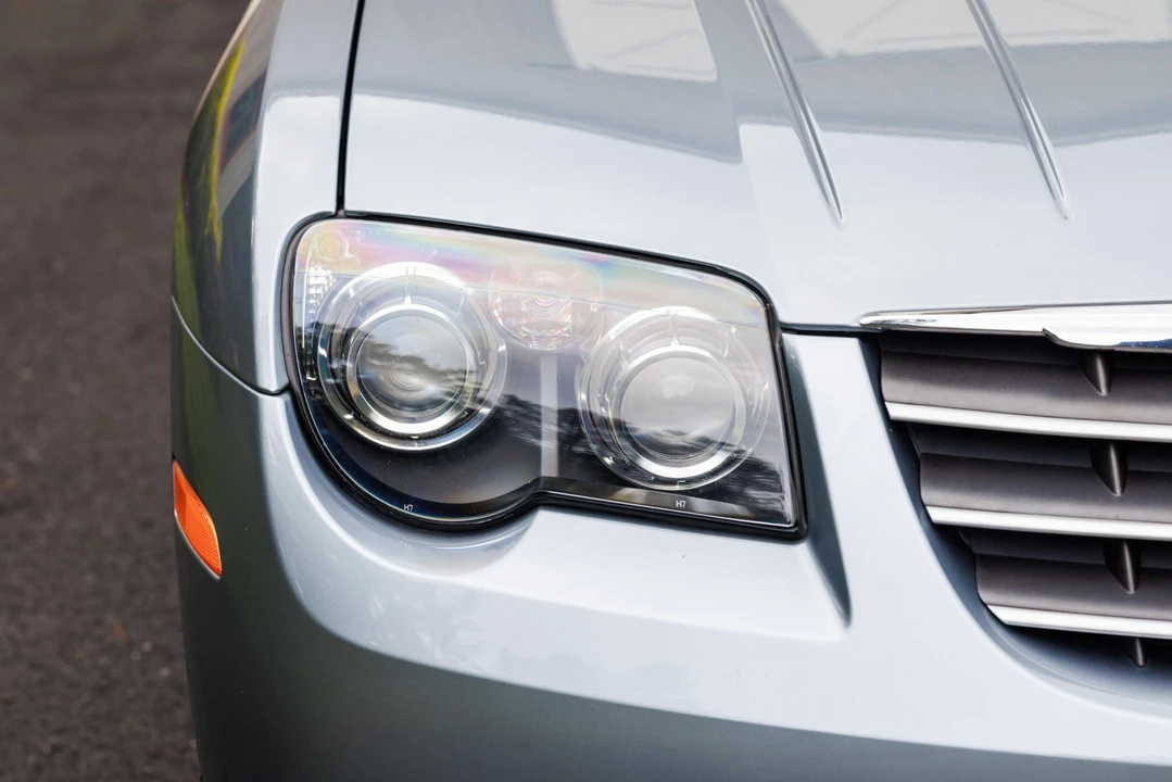 2004 Chrysler Crossfire - Image 22 of 31
