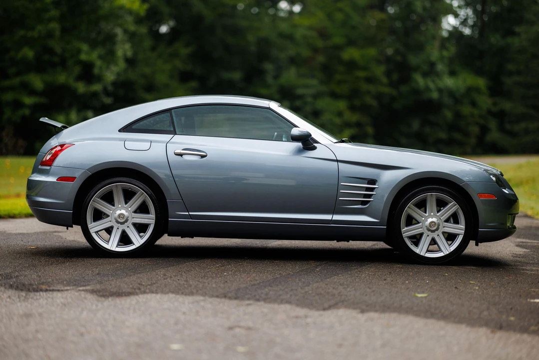 2004 Chrysler Crossfire - Image 7 of 31