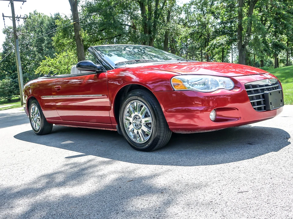 2004 Chrysler Sebring - Image 8 of 31