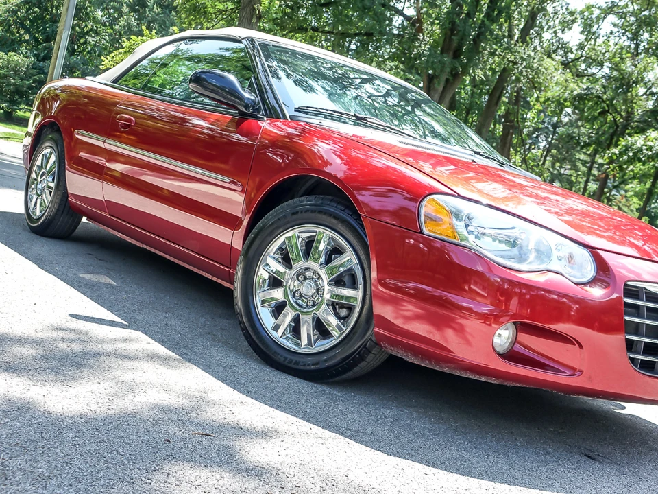 2004 Chrysler Sebring - Image 14 of 31
