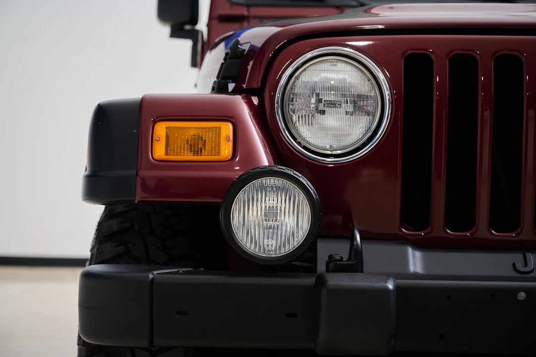 2004 Jeep TJ Wrangler - Image 15 of 31
