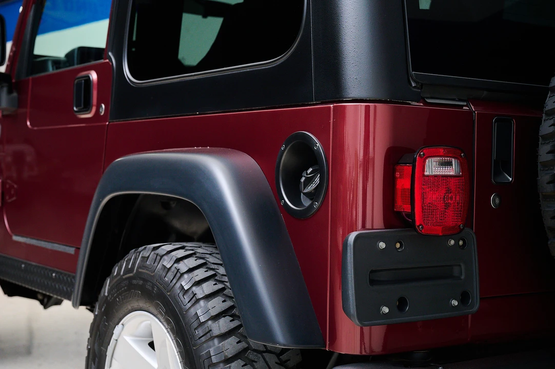 2004 Jeep TJ Wrangler - Image 24 of 31