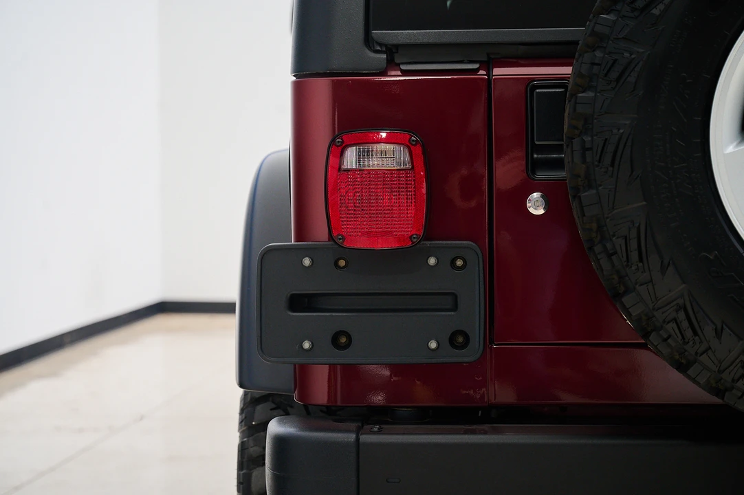 2004 Jeep TJ Wrangler - Image 25 of 31