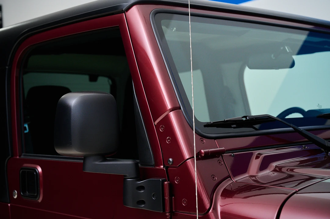 2004 Jeep TJ Wrangler - Image 27 of 31