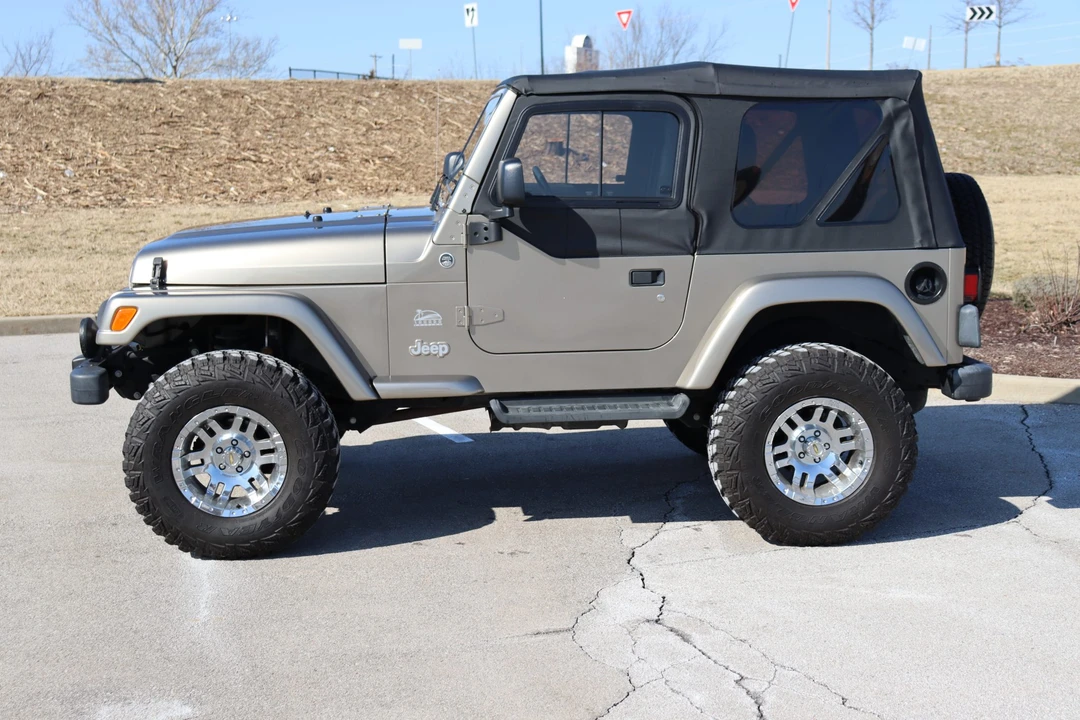 2004 Jeep TJ Wrangler - Image 3 of 31