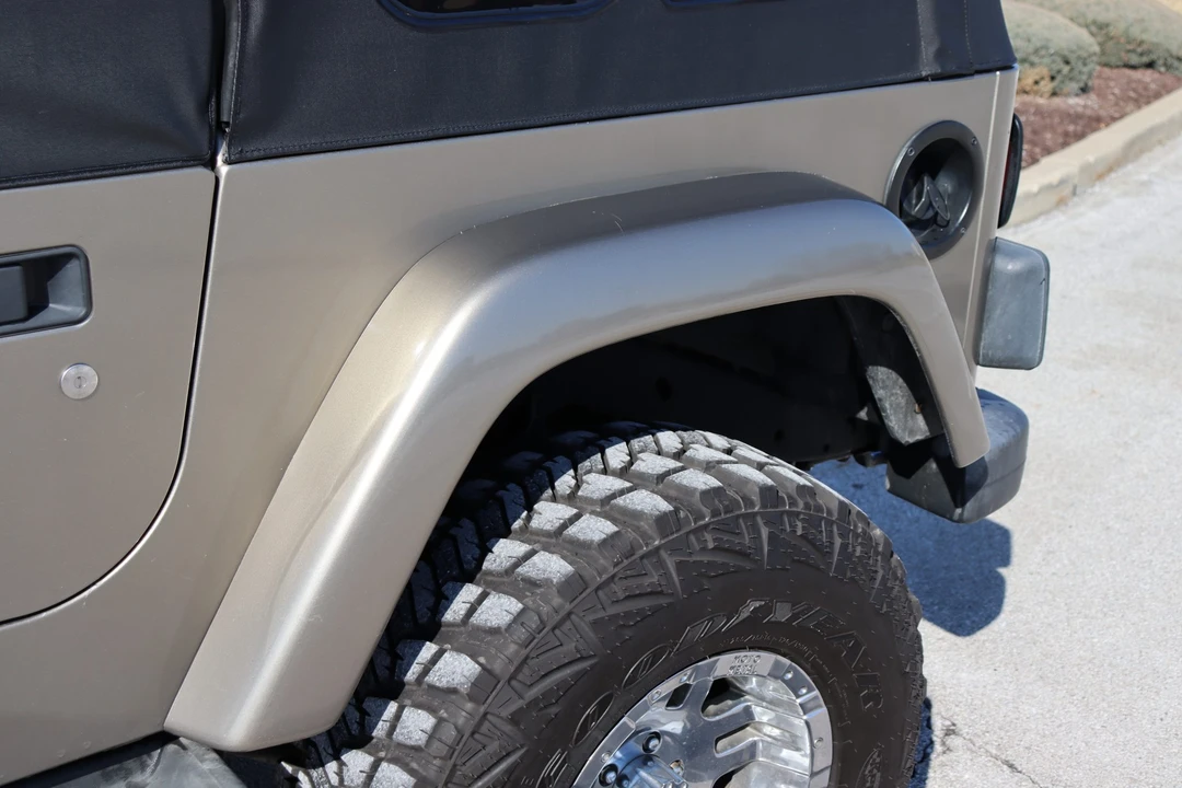 2004 Jeep TJ Wrangler - Image 17 of 31