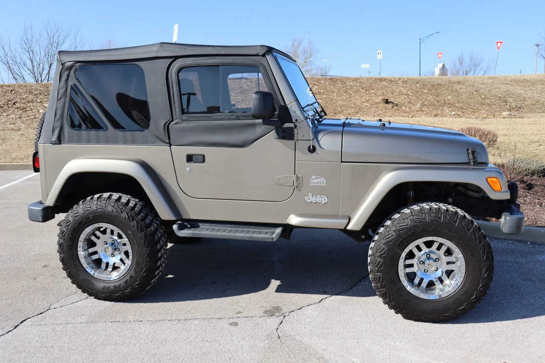 2004 Jeep TJ Wrangler - Image 8 of 31