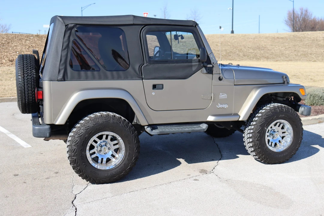 2004 Jeep TJ Wrangler - Image 7 of 31