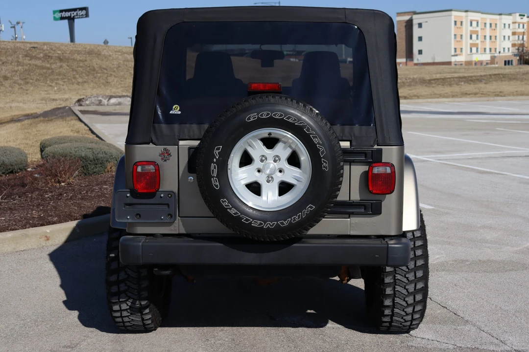 2004 Jeep TJ Wrangler - Image 5 of 31