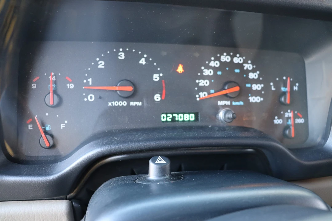 2004 Jeep TJ Wrangler - Image 28 of 31