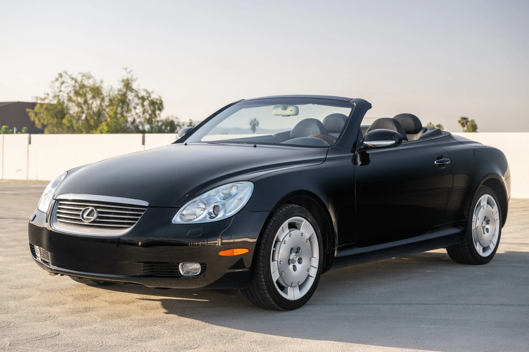 2004 Lexus SC430 - Image 2 of 31