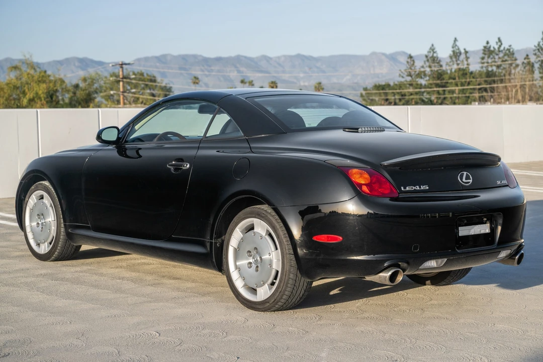 2004 Lexus SC430 - Image 15 of 31