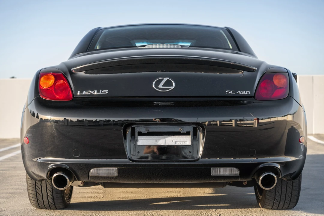2004 Lexus SC430 - Image 14 of 31