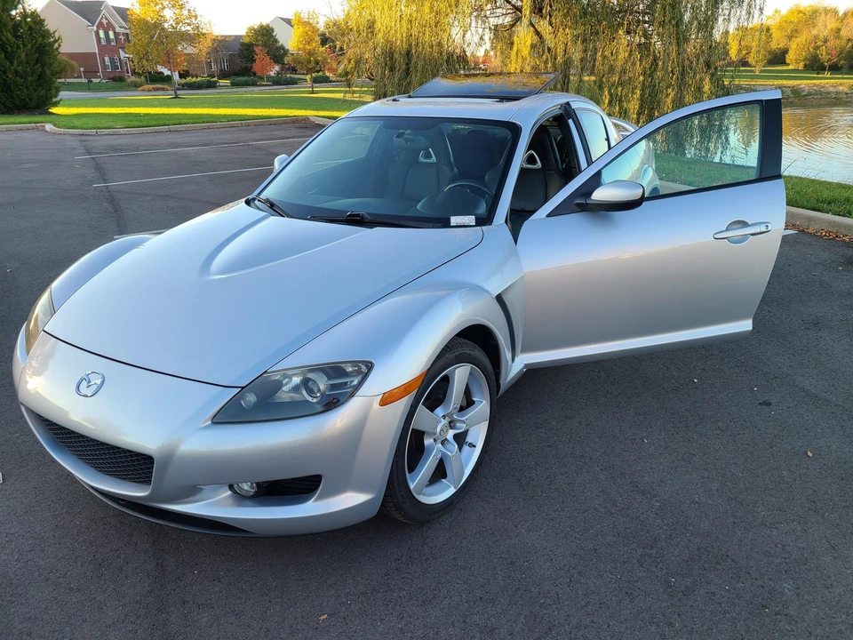 2004 Mazda RX-8 1st Gen - Image 26 of 31