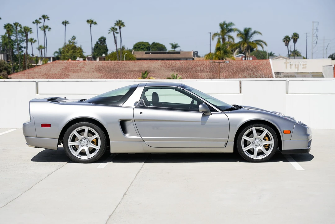 2005 Acura NA2 NSX - Image 17 of 31
