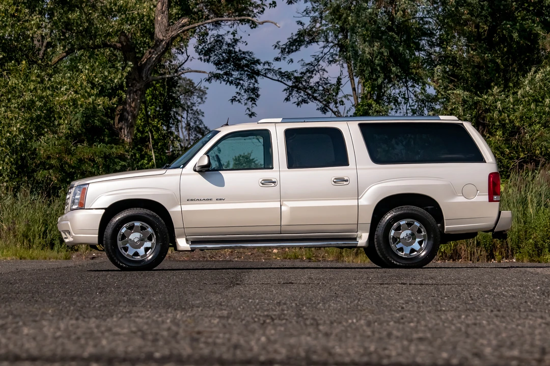 2005 Cadillac Escalade & EXT 2nd Gen - Image 8 of 31
