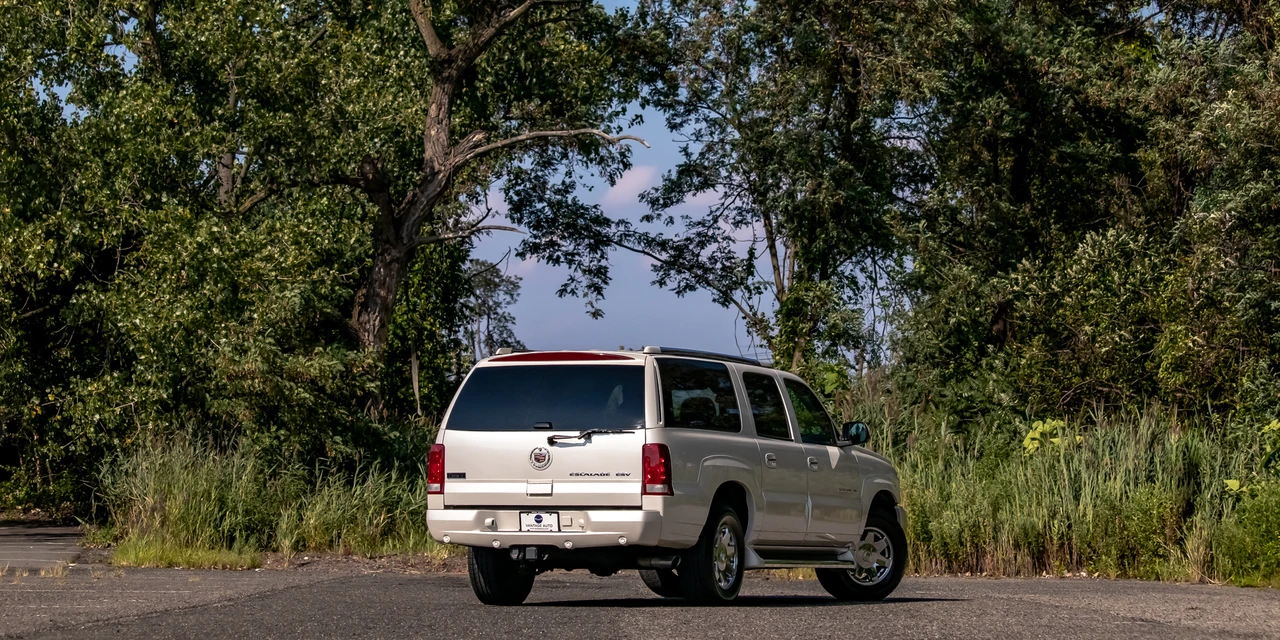 2005 Cadillac Escalade & EXT 2nd Gen - Image 16 of 31
