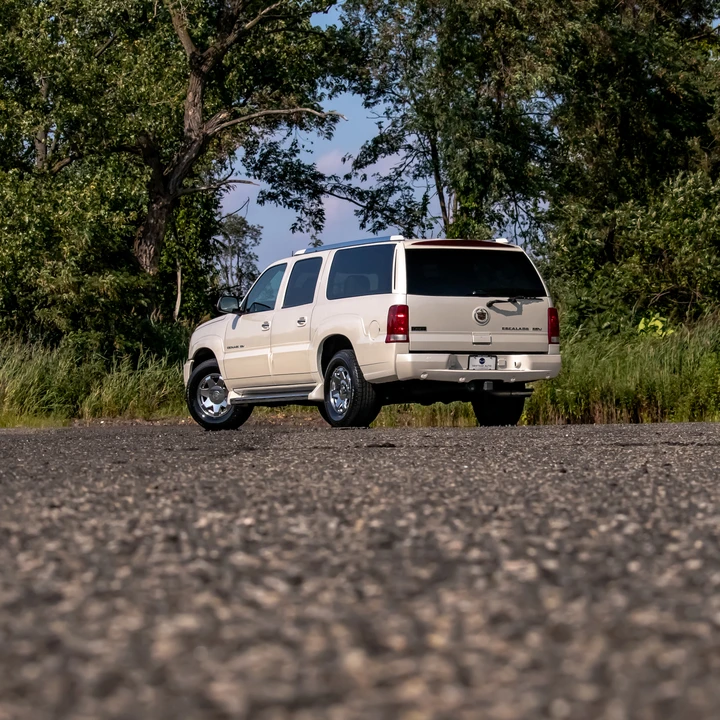 2005 Cadillac Escalade & EXT 2nd Gen - Image 10 of 31