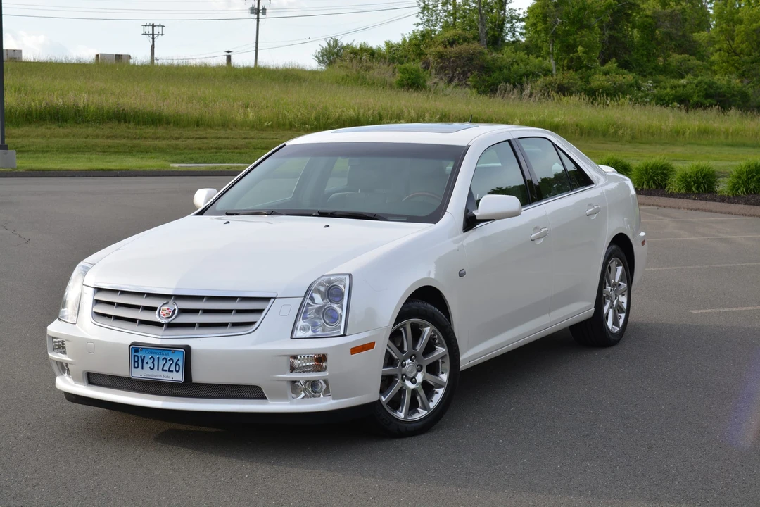 2005 Cadillac STS - Image 5 of 31