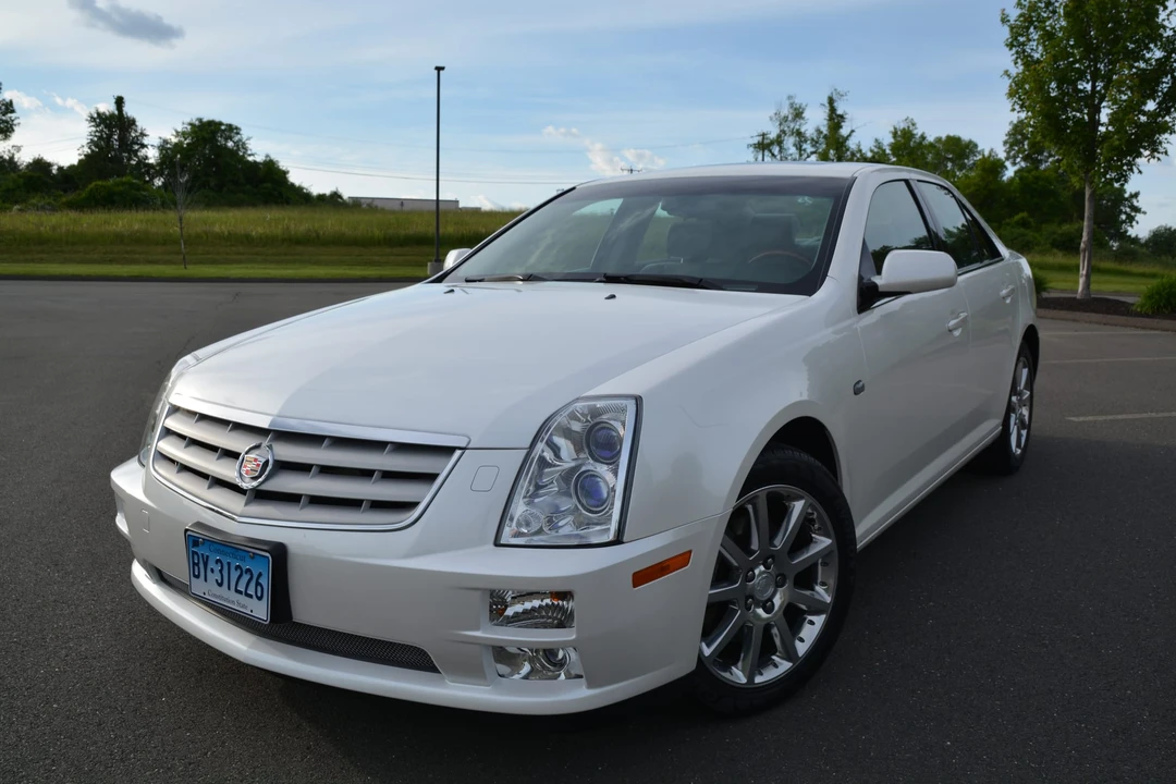 2005 Cadillac STS - Image 11 of 31