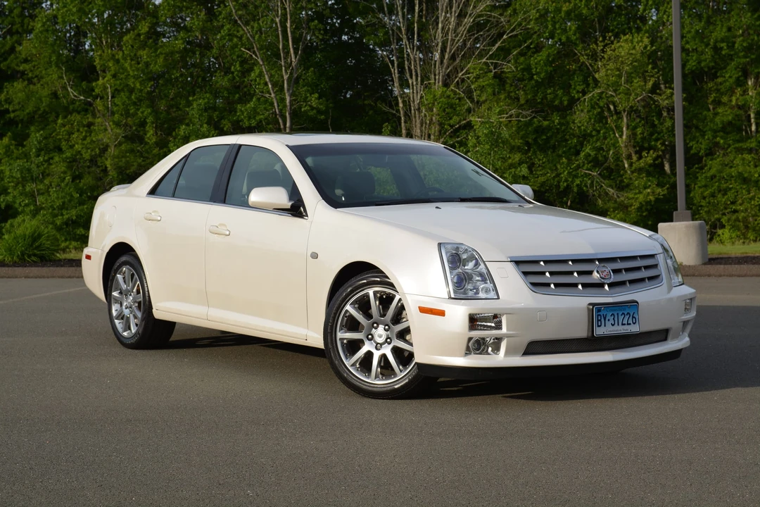 2005 Cadillac STS - Image 19 of 31