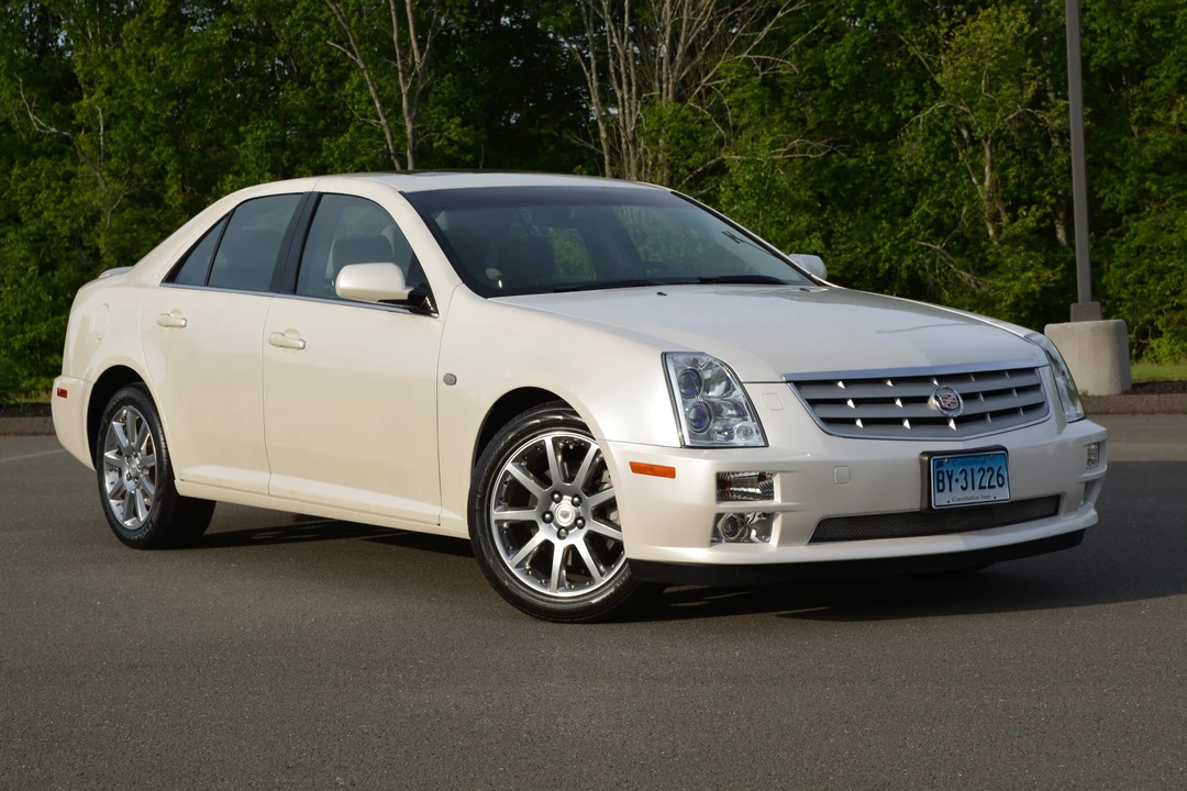 2005 Cadillac STS - Image 18 of 31