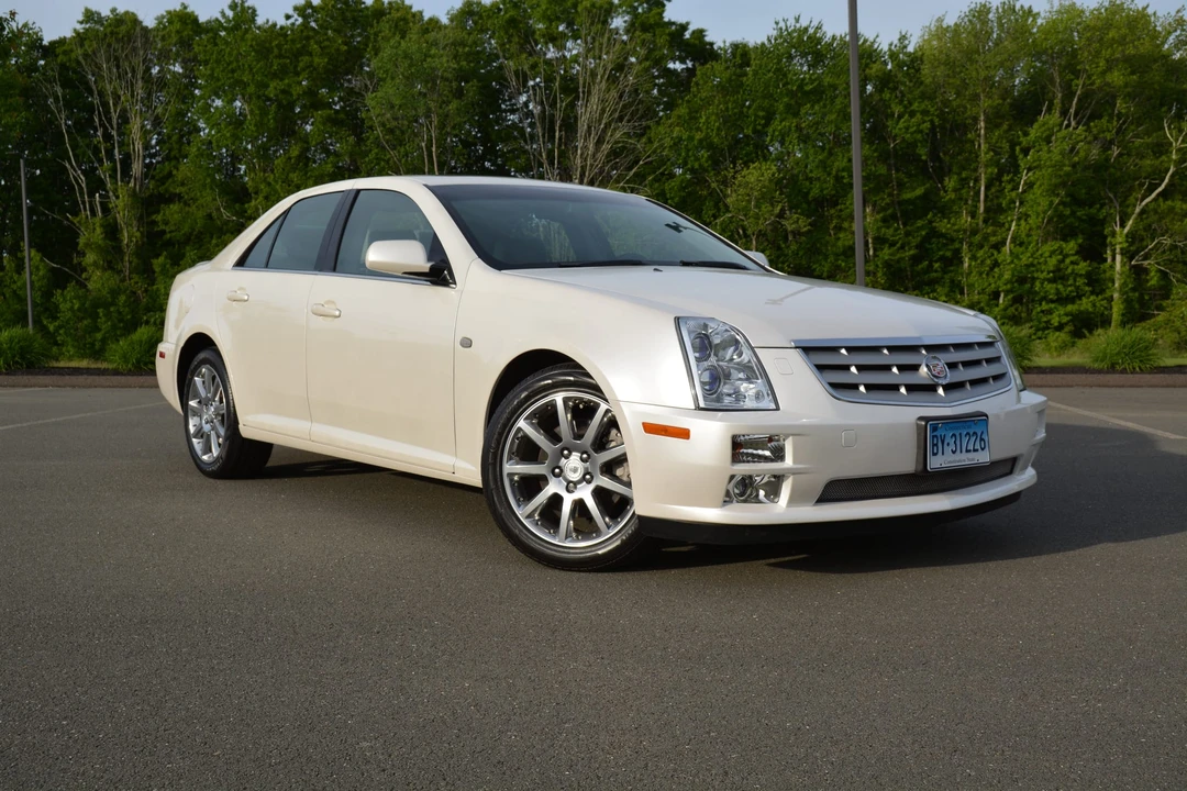 2005 Cadillac STS - Image 20 of 31
