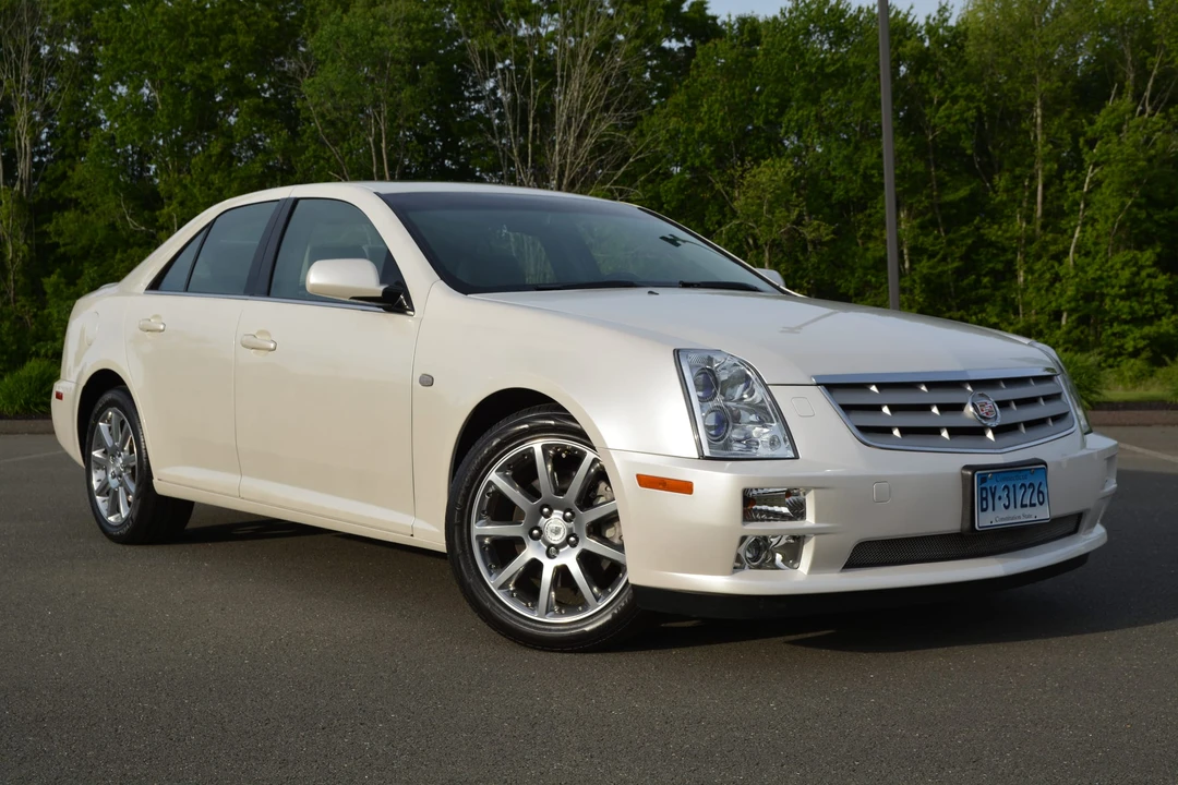 2005 Cadillac STS - Image 22 of 31