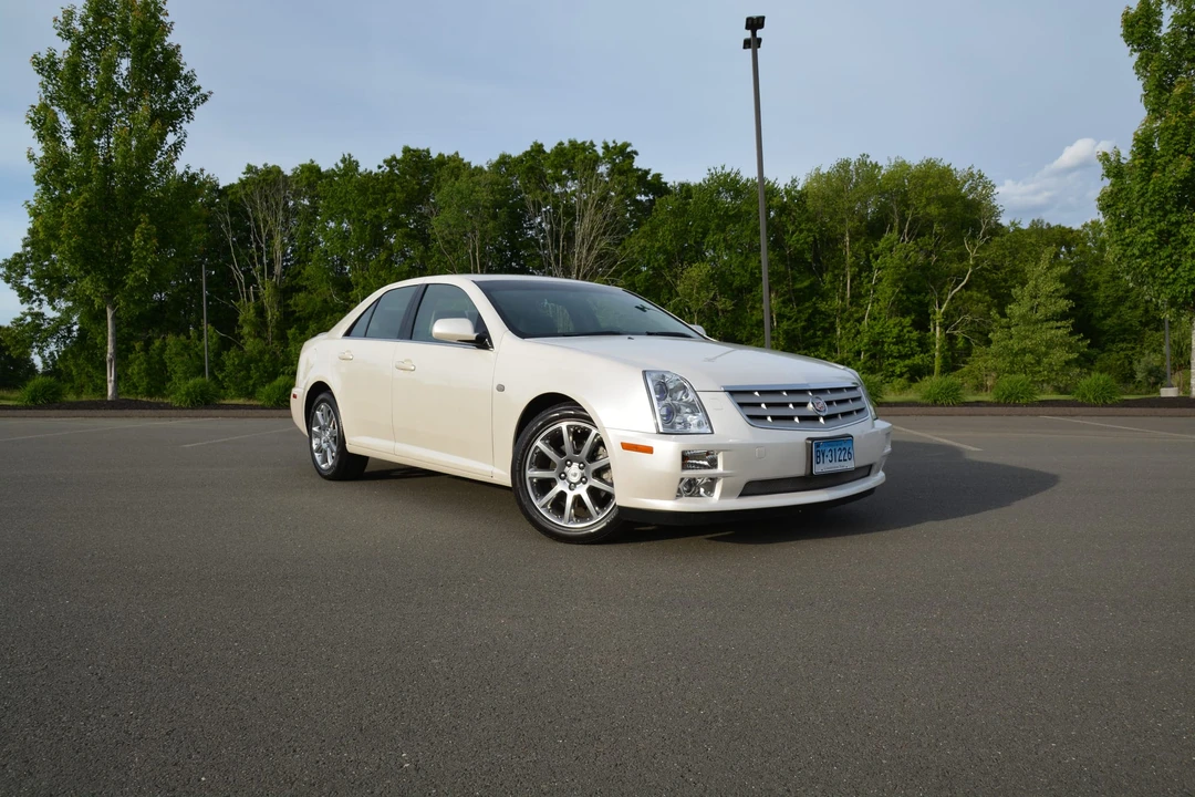 2005 Cadillac STS - Image 23 of 31