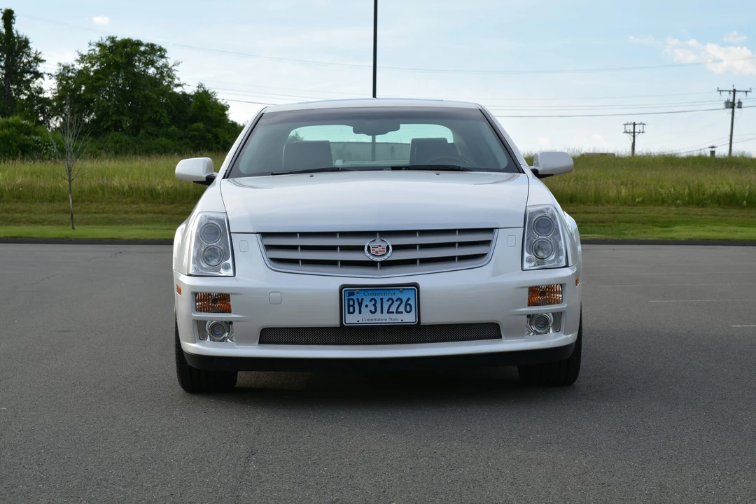 2005 Cadillac STS - Image 15 of 31