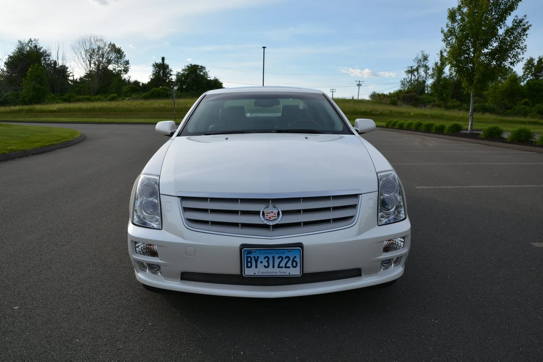 2005 Cadillac STS - Image 13 of 31