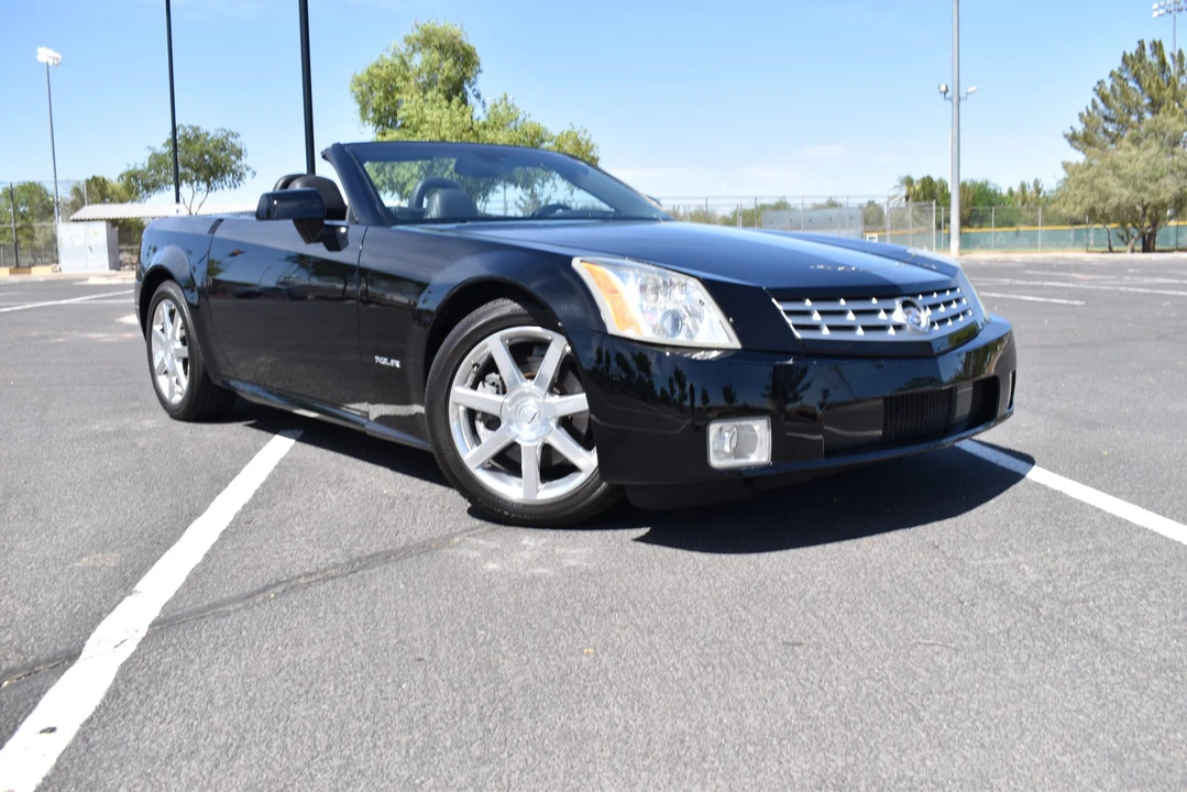 2005 Cadillac XLR - Image 19 of 31