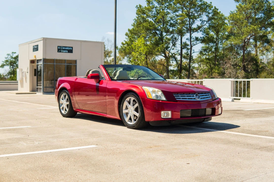 2005 Cadillac XLR - Image 31 of 31