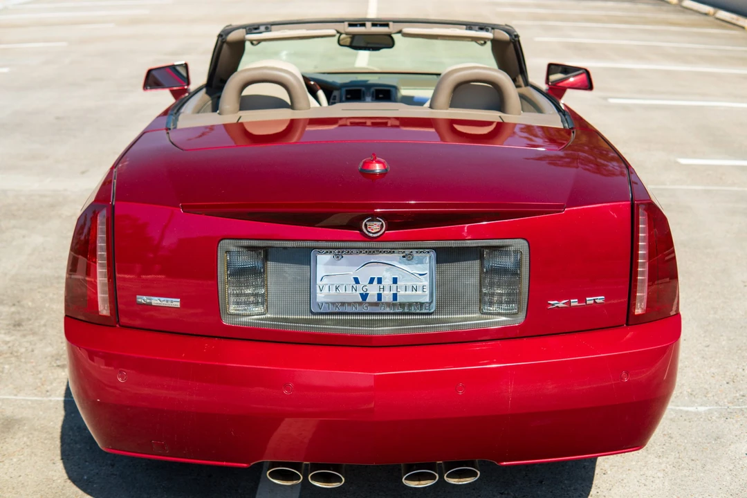 2005 Cadillac XLR - Image 25 of 31