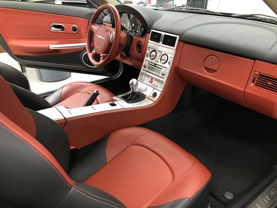 2005 Chrysler Crossfire - Image 24 of 31