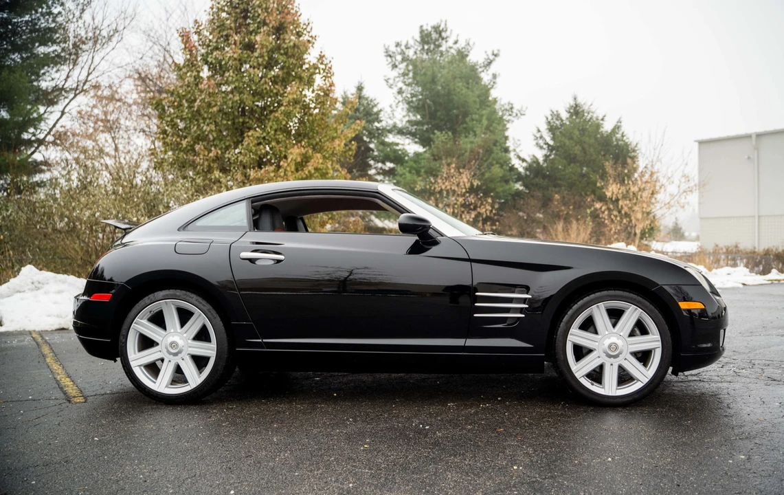 2005 Chrysler Crossfire - Image 3 of 31
