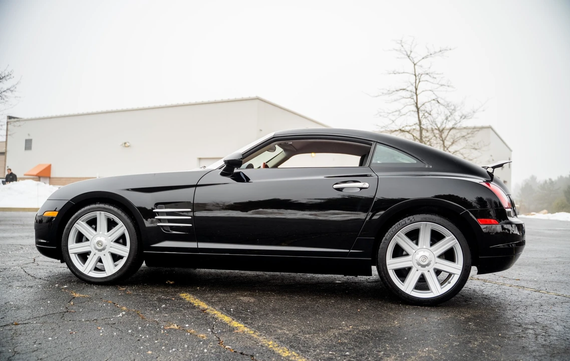 2005 Chrysler Crossfire - Image 7 of 31